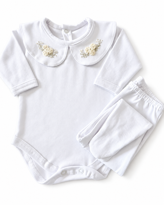 Lia's first outfit set