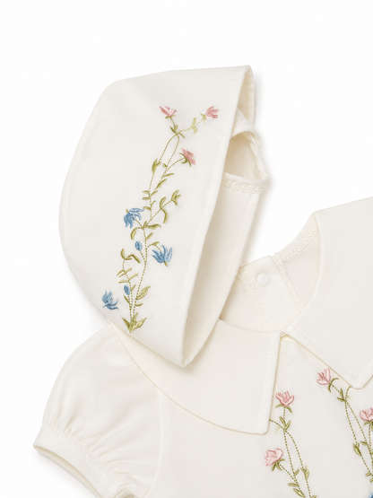 Body con flores bordadas
