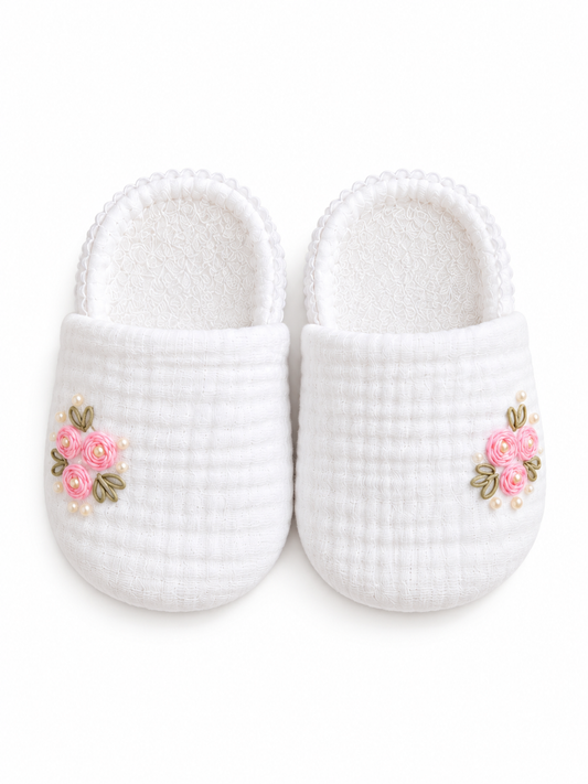 Zapatito bordado | Rosa